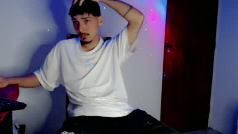Snapshot of yankees_xxx chatting on August 3, 2026, 12:10 pm yankees online show from August 3, 2026, 12:10 pm