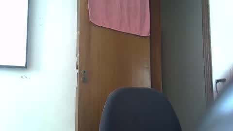 yannisv online show from December 13, 2024, 10:19 am