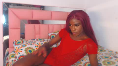 Snapshot of yarithza_ts2003 chatting on October 24, 2025, 5:59 am YARITHZA online show from October 24, 2025, 5:59 am