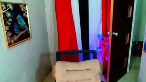 miss yasii online show from October 31, 2025, 4:52 pm