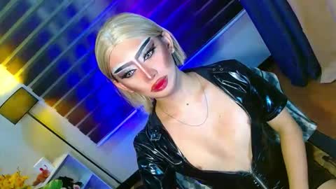 miss yasii online show from February 2, 2026, 1:32 pm