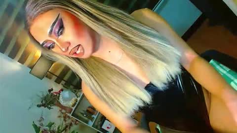 miss yasii online show from May 2, 2026, 4:01 pm