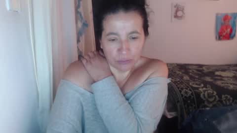 yasmin_love85 online show from February 12, 2025, 6:51 pm