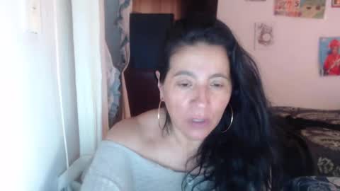 yasmin_love85 online show from March 11, 2025, 6:41 pm