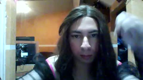 Yasmin Paez online show from January 5, 2025, 8:43 am
