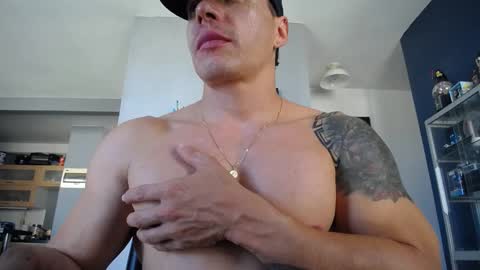 Snapshot of yatho_ chatting on September 9, 2025, 8:30 pm yahto online show from September 9, 2025, 8:30 pm