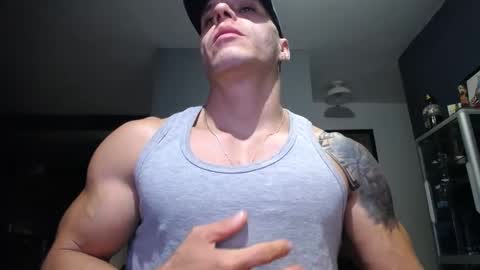 Snapshot of yatho_ chatting on October 10, 2025, 1:59 am yahto online show from October 10, 2025, 1:59 am