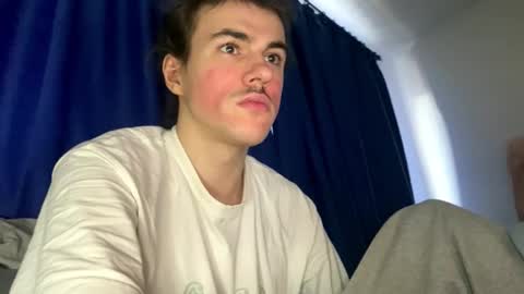 yayay333 online show from January 14, 2026, 1:39 pm