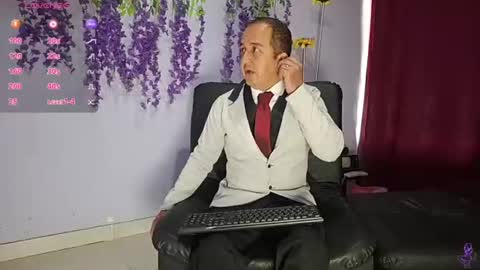 Snapshot of yazfore chatting on June 26, 2026, 1:48 pm Hazzan online show from June 26, 2026, 1:48 pm