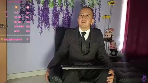 Snapshot of yazfore chatting on July 9, 2026, 2:43 pm Hazzan online show from July 9, 2026, 2:43 pm