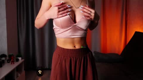 Kate online show from January 8, 2025, 7:13 pm