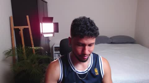 yeff online show from February 17, 2026, 11:44 pm