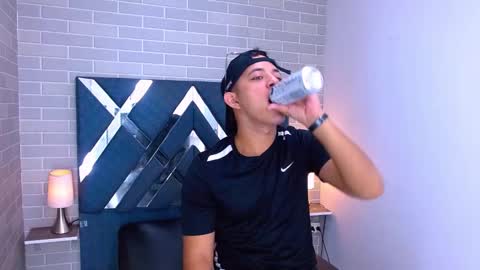 Yeison online show from November 11, 2025, 11:21 am