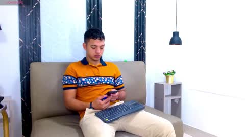 Yeison online show from November 17, 2025, 11:16 am