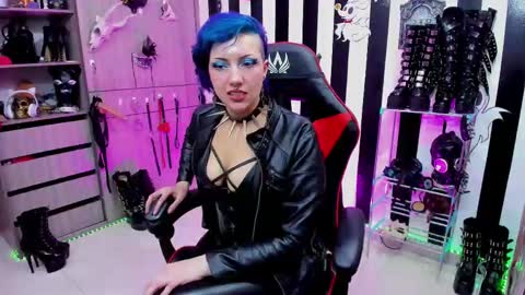 Yelena online show from March 10, 2025, 9:51 pm