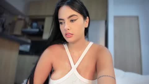 Snapshot of yenifer016 chatting on July 23, 2026, 3:04 am yenifer016 online show from July 23, 2026, 3:04 am