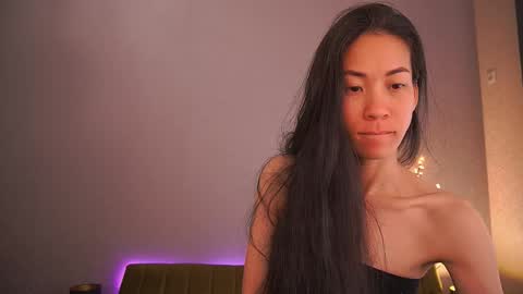 Snapshot of yennstar chatting on September 17, 2025, 5:53 am yennstar online show from September 17, 2025, 5:53 am