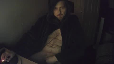 Snapshot of yeovil_alex chatting on December 11, 2024, 5:10 am Alex online show from December 11, 2024, 5:10 am