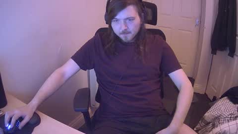 Snapshot of yeovil_alex chatting on December 20, 2024, 2:05 pm Alex online show from December 20, 2024, 2:05 pm