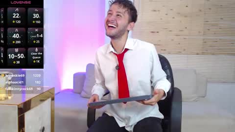 Yero online show from December 16, 2024, 8:58 pm