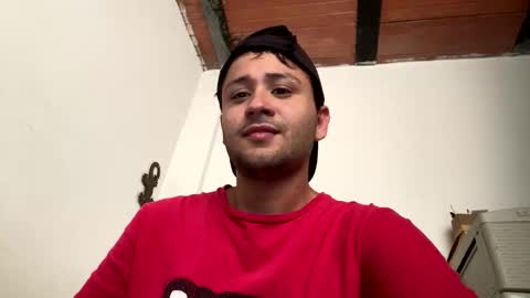 Snapshot of yerito_ chatting on March 8, 2026, 8:23 pm Yero online show from March 8, 2026, 8:23 pm