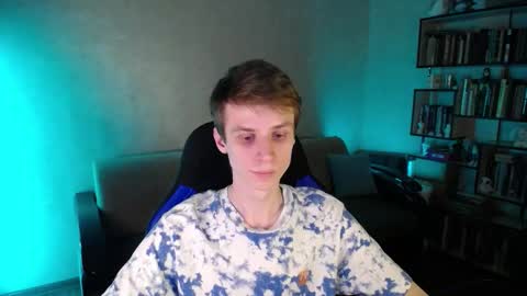Snapshot of yes_cute_boy_ chatting on March 6, 2026, 5:53 pm Eden online show from March 6, 2026, 5:53 pm