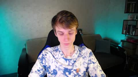 Snapshot of yes_cute_boy_ chatting on April 8, 2026, 7:08 am Eden online show from April 8, 2026, 7:08 am