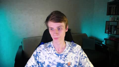 Snapshot of yes_cute_boy_ chatting on April 8, 2026, 7:14 pm Eden online show from April 8, 2026, 7:14 pm