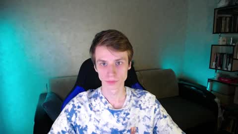 Snapshot of yes_cute_boy_ chatting on April 10, 2026, 3:28 pm Eden online show from April 10, 2026, 3:28 pm