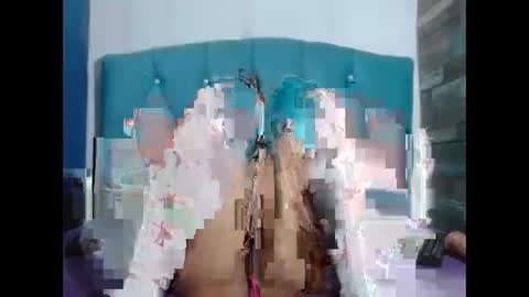 yesamin_stone18 online show from April 1, 2026, 1:41 pm