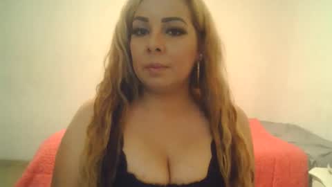 Snapshot of yesi31 chatting on December 21, 2025, 6:15 pm yesi31 online show from December 21, 2025, 6:15 pm