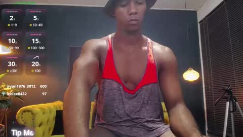 yess fit online show from December 14, 2025, 9:14 am