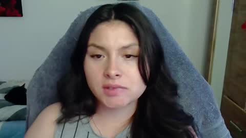 Snapshot of yessica_gomez01 chatting on May 19, 2026, 11:00 pm yessica_gomez01 online show from May 19, 2026, 11:00 pm