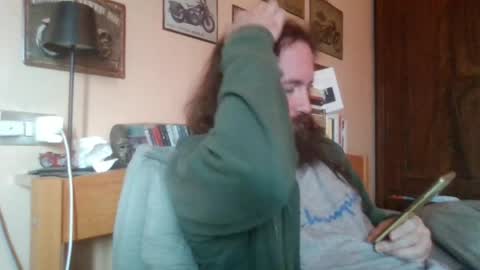 yeti_92 online show from April 28, 2026, 7:02 am