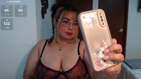 hii i am yini online show from May 30, 2026, 3:25 am