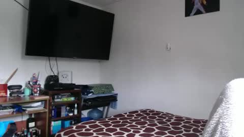 yinmao08 online show from February 26, 2026, 5:12 pm