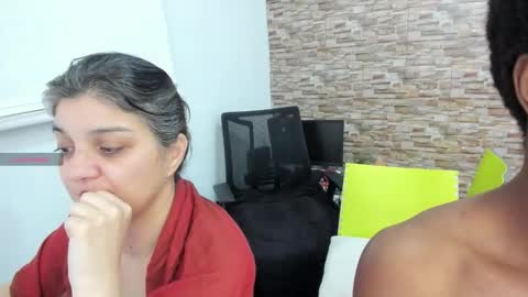 Snapshot of yinyyanghot chatting on November 29, 2025, 5:43 am yinyyanghot online show from November 29, 2025, 5:43 am