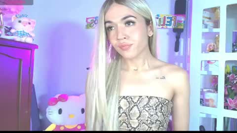 yiyii9 online show from April 17, 2026, 10:29 am