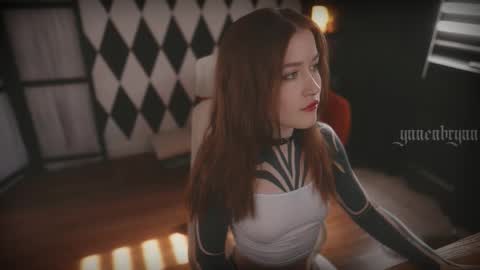 ynnenbrynn online show from September 11, 2025, 7:08 am