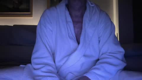 Snapshot of yo47 chatting on July 3, 2026, 3:13 am Yo47 online show from July 3, 2026, 3:13 am