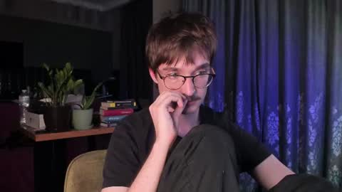 Snapshot of yoga_pizza_420 chatting on July 23, 2026, 10:29 pm Max online show from July 23, 2026, 10:29 pm