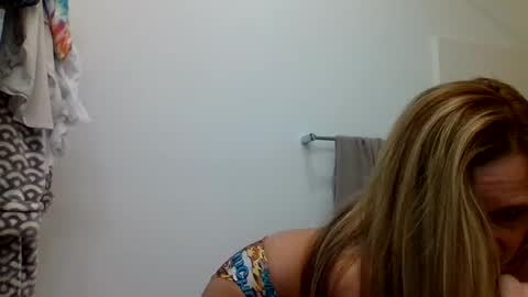 yogabuttttttt online show from July 4, 2026, 6:19 am