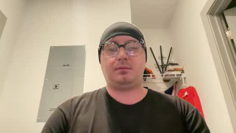 yogasmokedog69 online show from April 30, 2026, 2:40 am