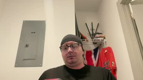 yogasmokedog69 online show from May 2, 2026, 3:33 am