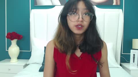 Snapshot of yommi_winx chatting on December 27, 2024, 3:09 am Yommi Winx online show from December 27, 2024, 3:09 am