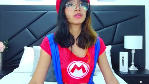 Snapshot of yommi_winx chatting on December 28, 2024, 3:04 am Yommi Winx online show from December 28, 2024, 3:04 am