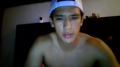 yongmodel00 online show from April 5, 2026, 3:04 am