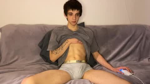 Yoo Dee Ohh online show from November 27, 2025, 2:41 pm