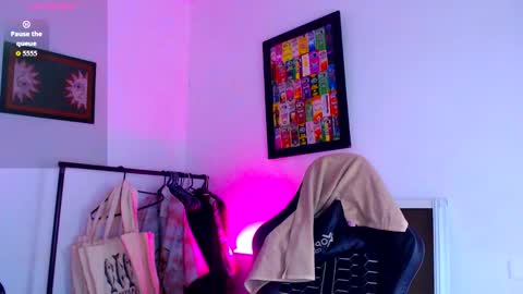 Enzo online show from January 16, 2026, 4:05 am