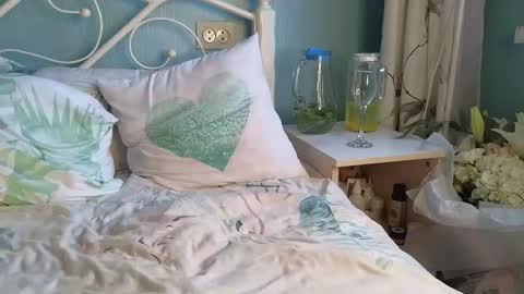 Snapshot of you_desire chatting on October 3, 2025, 3:58 am Liliya online show from October 3, 2025, 3:58 am